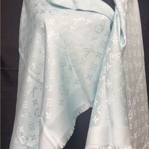 Louis Vuitton Chale Monogram Menthe Scarf- ()